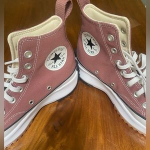 Converse Chuck Taylor Platform Sneakers